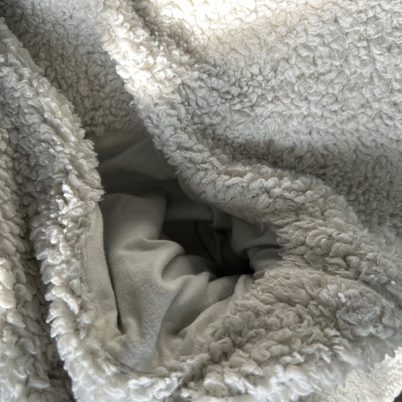 LL Bean Hooded Scotch plaid Flannel & Fleece Women's zippered jacket, size L - Picture 10 of 10